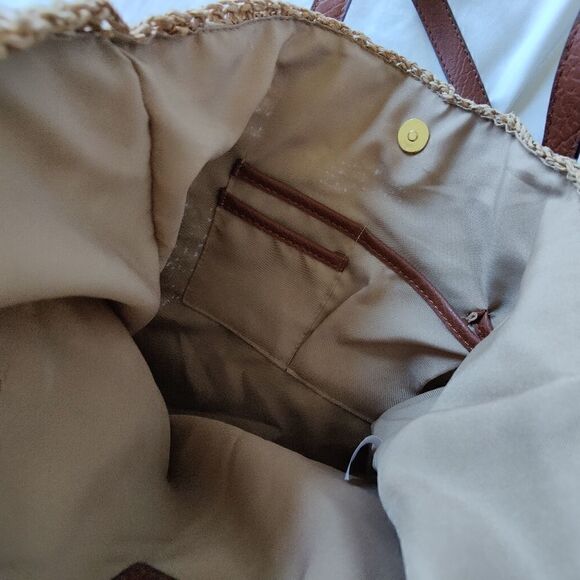 A New Approach Boho Style Woven Paper Material Purse w/ Chevron Design - Picture 9 of 9